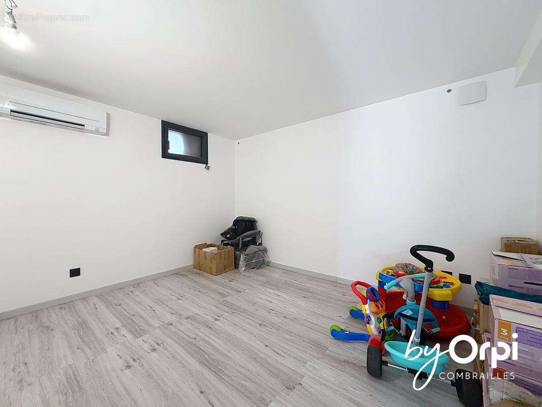 Maison à LE QUARTIER