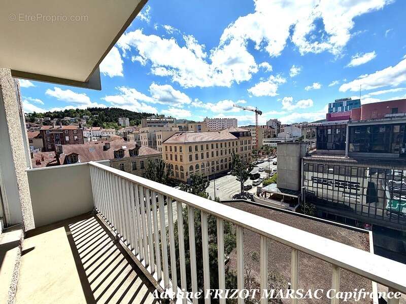 Appartement à SAINT-ETIENNE