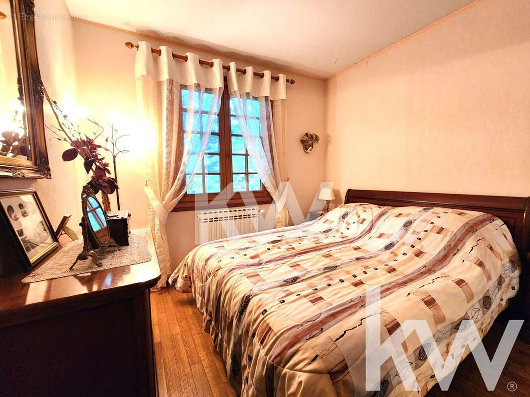Maison 185 m² à Tigy  - photo 4