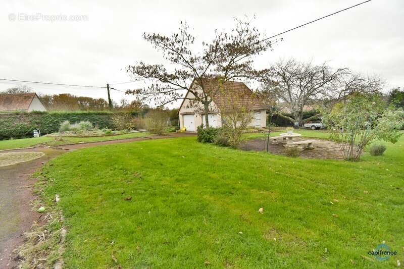 Maison à SAINT-JULIEN-SUR-CHER