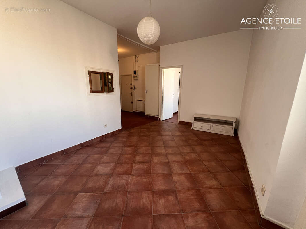 Appartement à MARSEILLE-7E