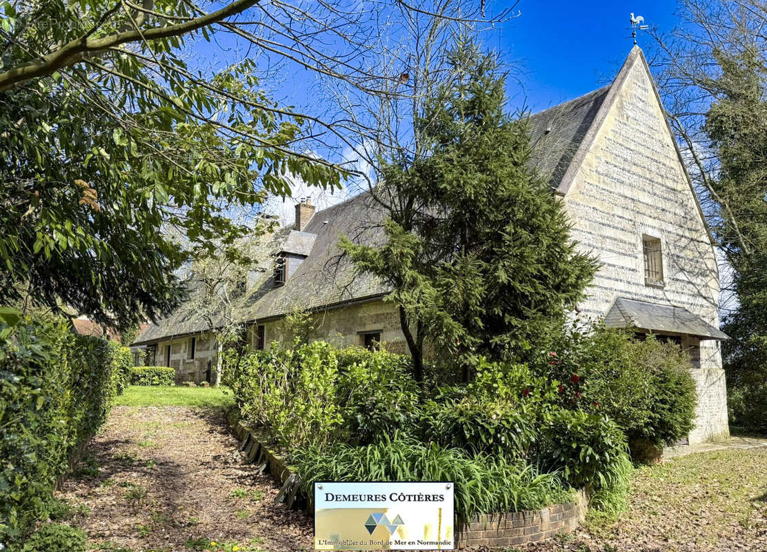 Maison à SAINT-JOUIN-BRUNEVAL
