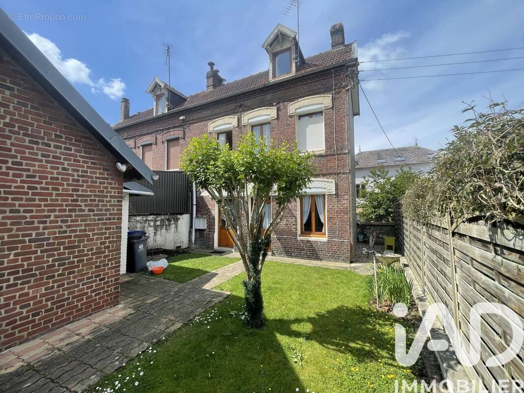 Photo 1 - Maison à DEVILLE-LES-ROUEN