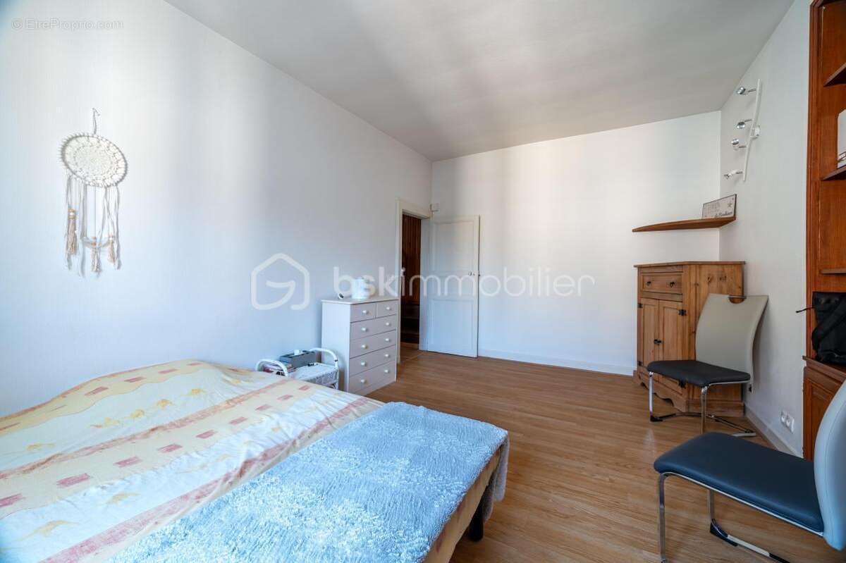 Maison de caractère – 121 m² – 3 chambres – cour intérieure – grenier aménageable – Buzançais - photo 10