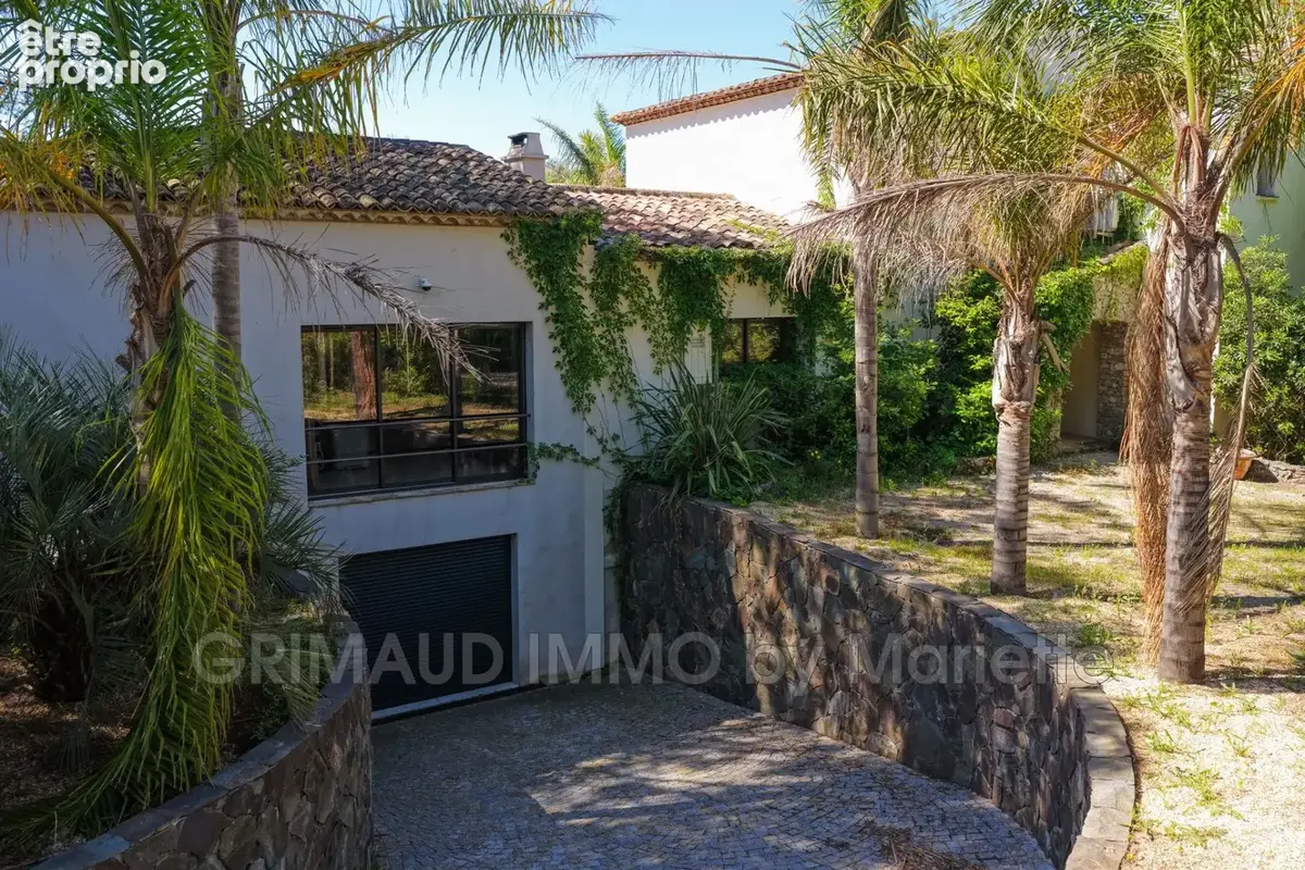 Maison 8 pièces 308 m² à vendre à Grimaud (83310) - photo 8