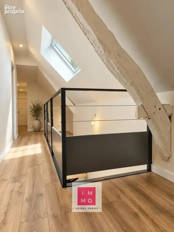 Caractère, charme & esprit contemporain — une demeure de 180 m² à la rénovation très récente, proche des commodités - photo 22
