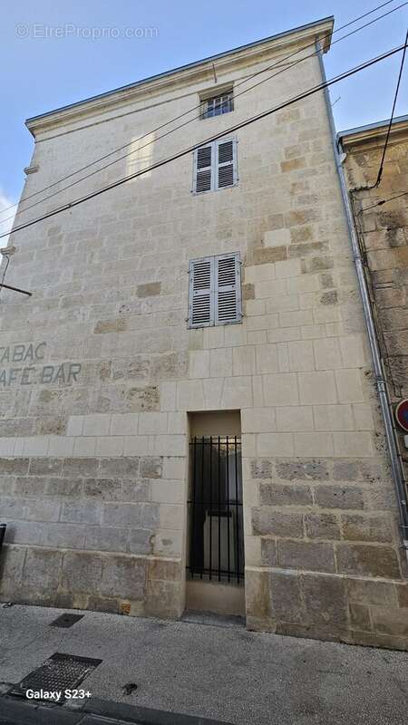 Appartement 145 m² à Niort  - photo 3