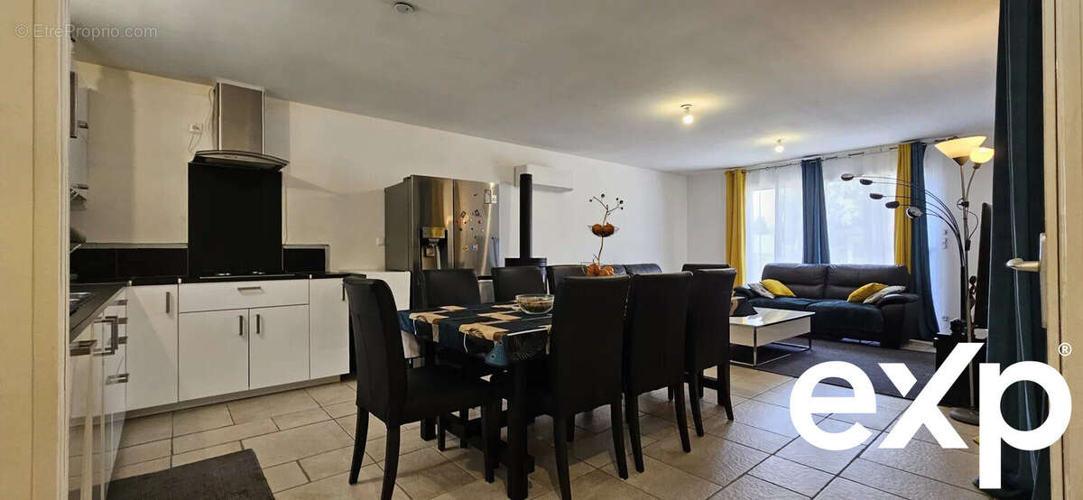 Maison à SAINT-SEURIN-SUR-L'ISLE