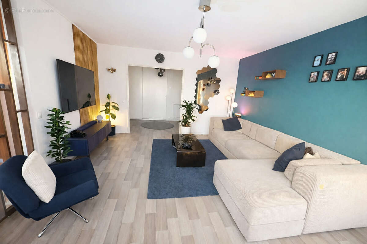 Appartement à MARLY