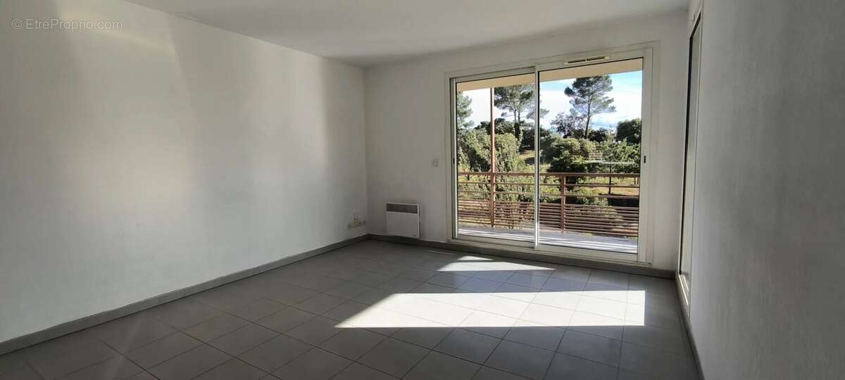 Appartement à FREJUS