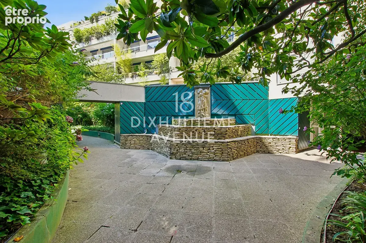 Rue Doudeauville - 4 pièces 85m² - balcon 8m² - double box - photo 6