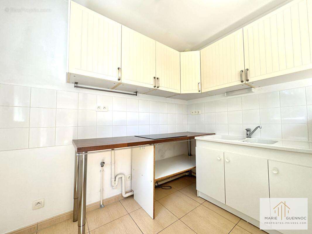 Beau T3 de 63m2 vendu avec garage et place de stationnement - photo 7