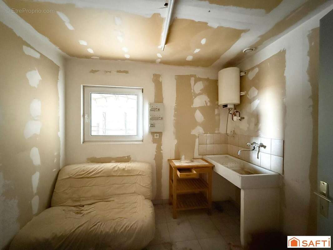 Photo 7 - Commerce à SAINT-LIN