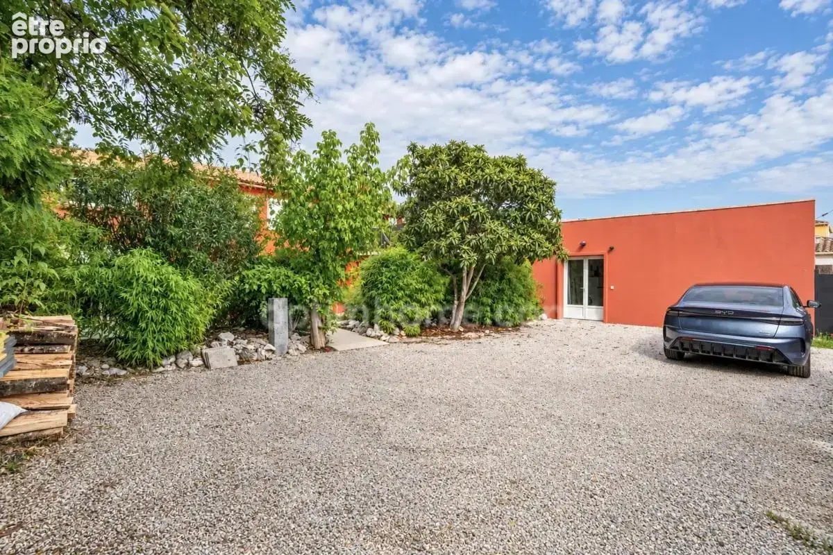 Plaissan (34230) – ensemble immobilier – 5 appartements – terrain 1 055 m² – piscine – potentiel locatif - photo 14