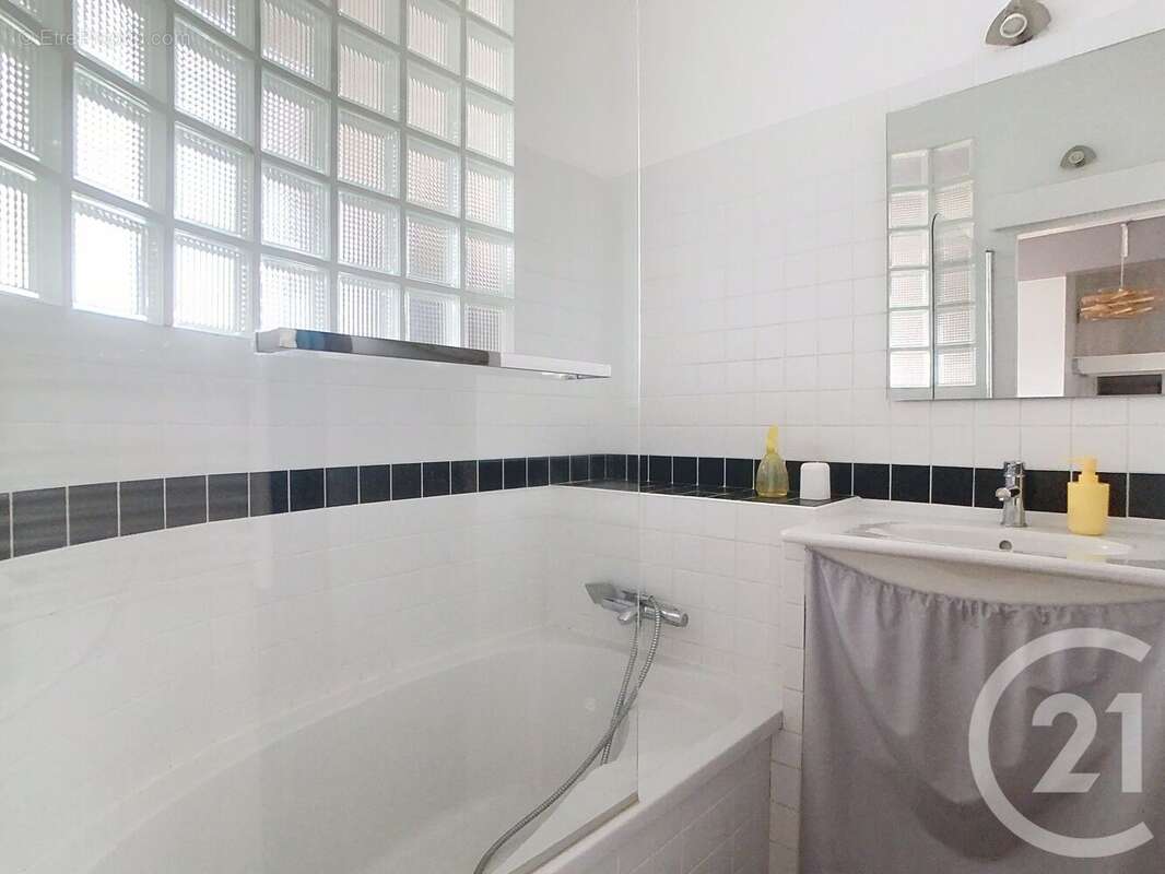 Photo 7 - Appartement à CHOISY-LE-ROI