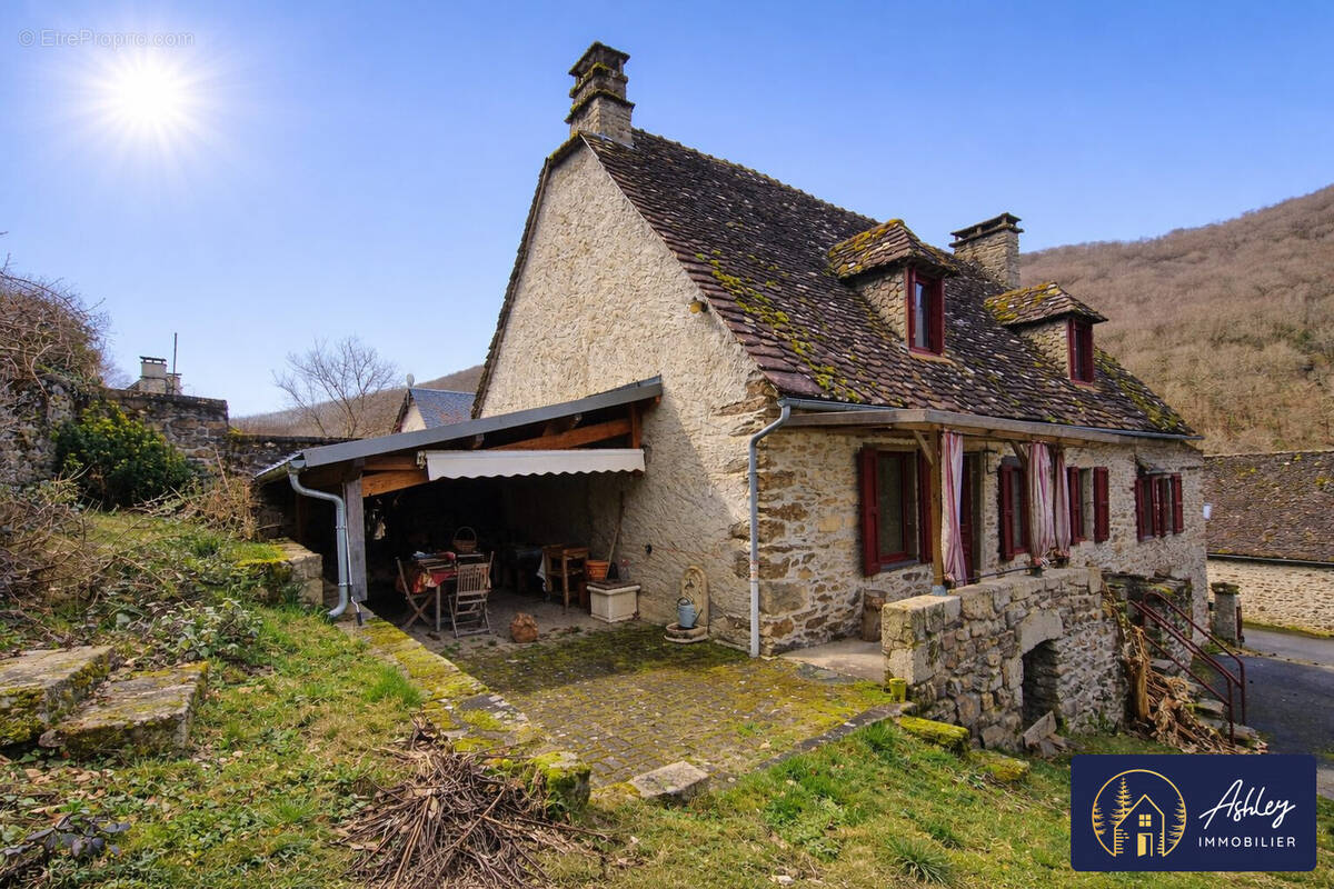 Maison à SOURSAC