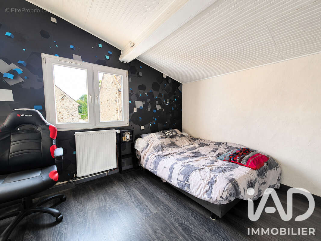Maison 137 m² à Bullion  - photo 6