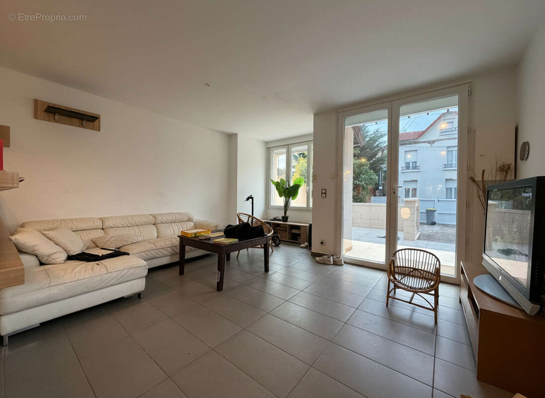 Maison à HOUILLES