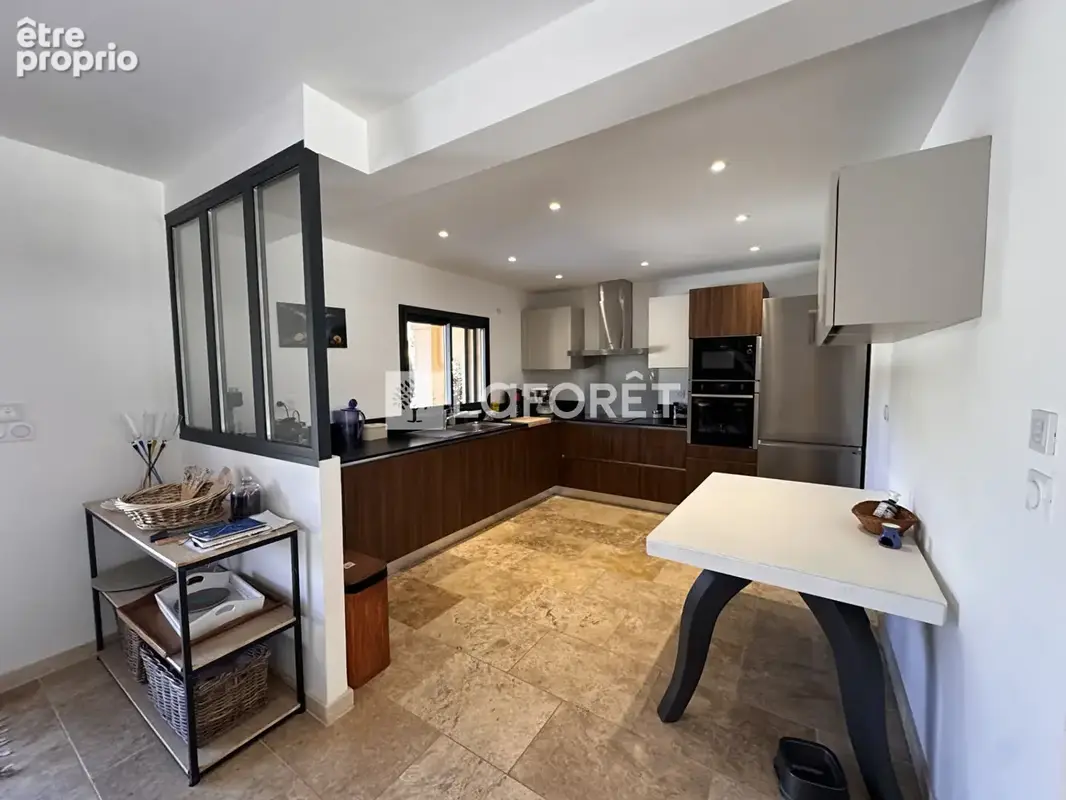 Villa avec piscine sur St-Maximin 170 m² 6 pièces - photo 9