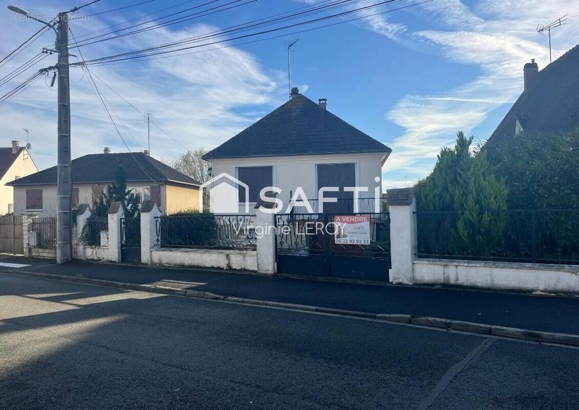 Photo 1 - Maison à LACROIX-SAINT-OUEN