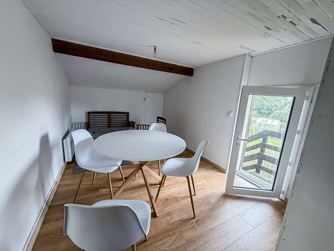 Maison à ONESSE-ET-LAHARIE