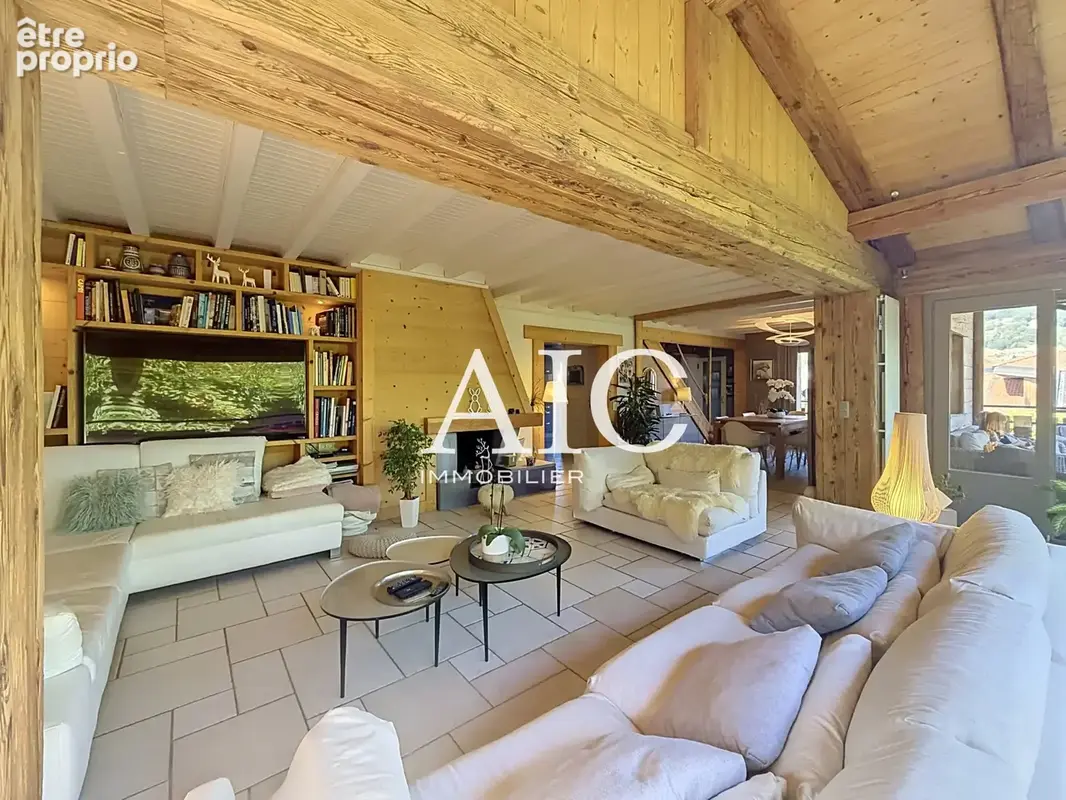 Chalet de caractère avec piscine et vue panoramique sur le Mont-Blanc - photo 7