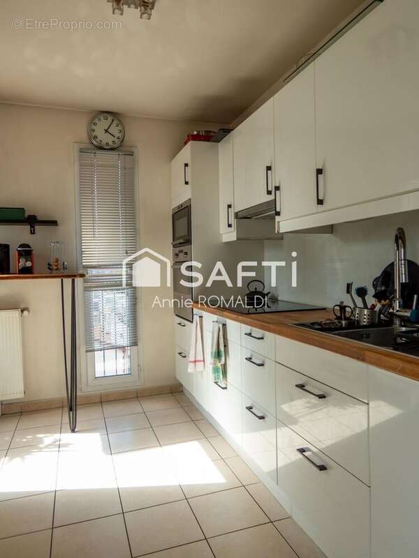 Photo 4 - Appartement à LA COURNEUVE