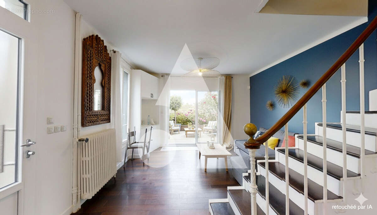 Appartement à LA GARENNE-COLOMBES