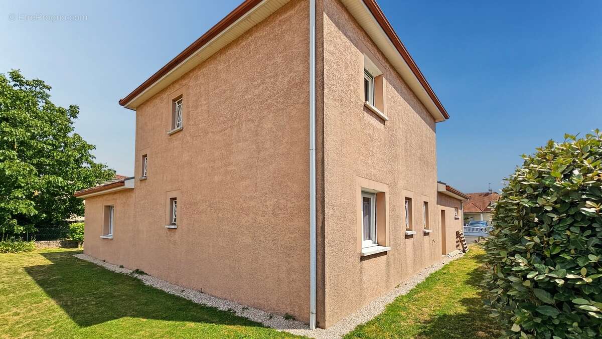 Maison à vendre 5 pièces, 4 chambres avec jardin et garage à LALOUBERE (65) - photo 20