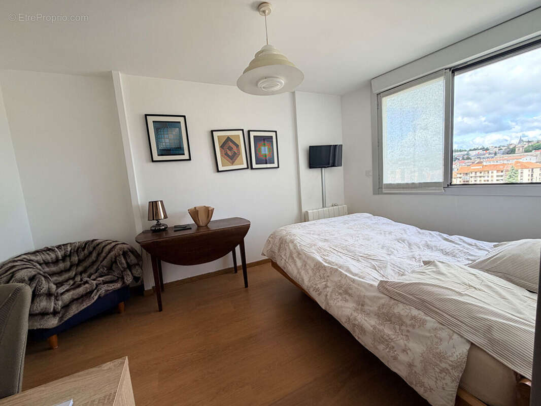 Aurillac secteur Gravier Appartement T3 77 m² avec garage - photo 11
