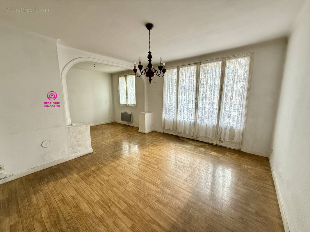 Appartement à ROUSSILLON