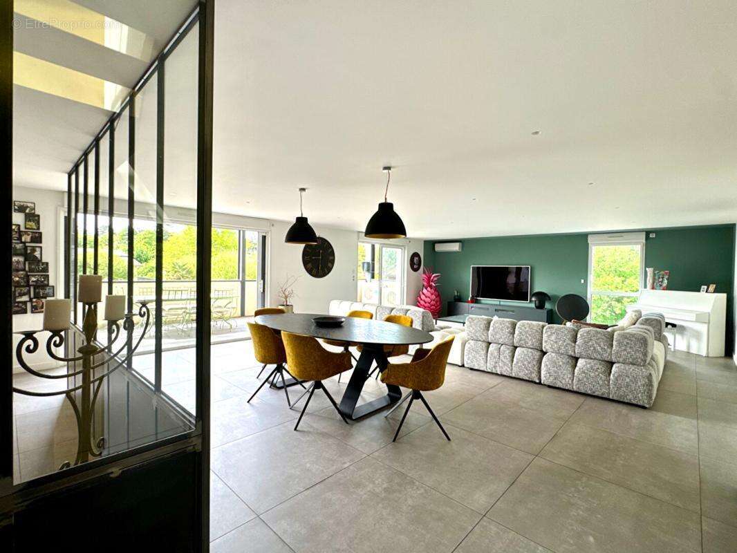 Appartement à BRINDAS