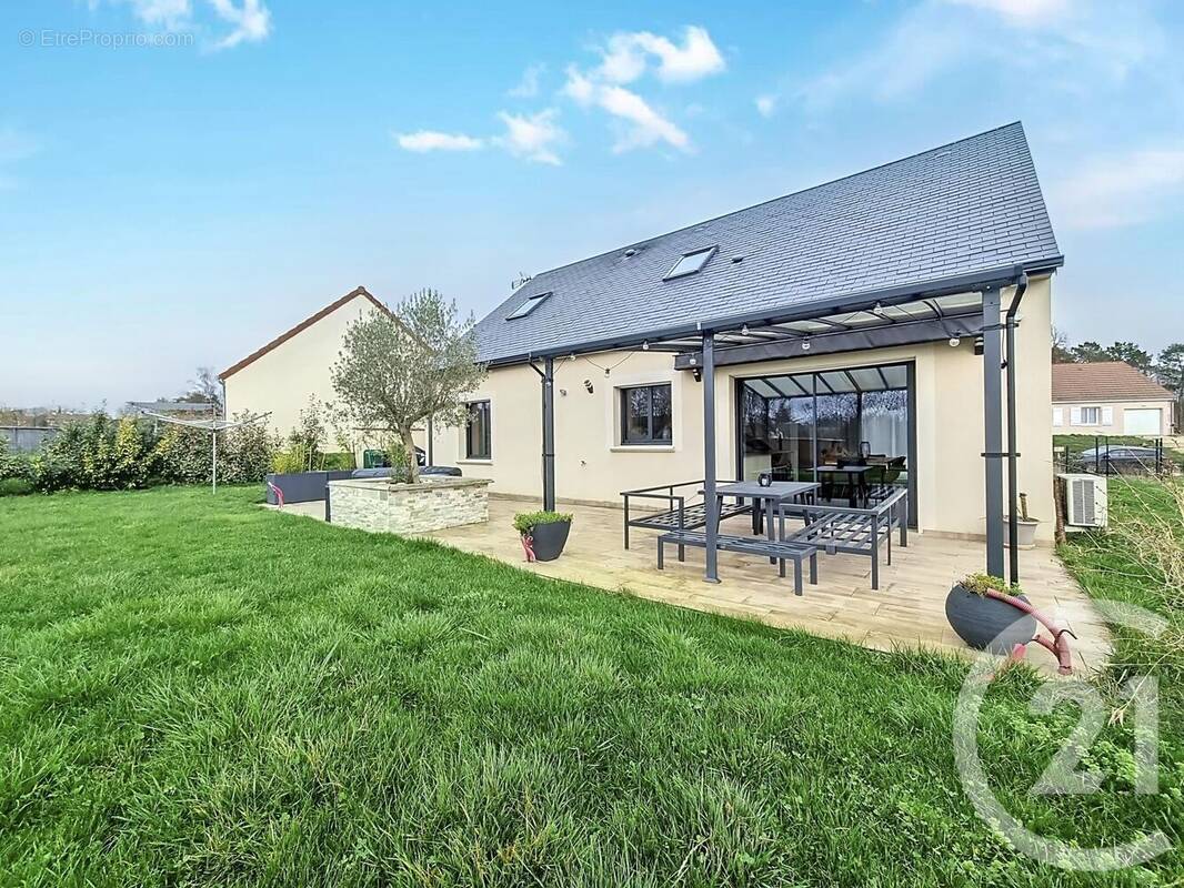 Maison à LA FERTE-SAINT-AUBIN