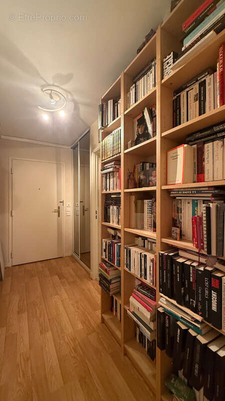Appartement à LEVALLOIS-PERRET