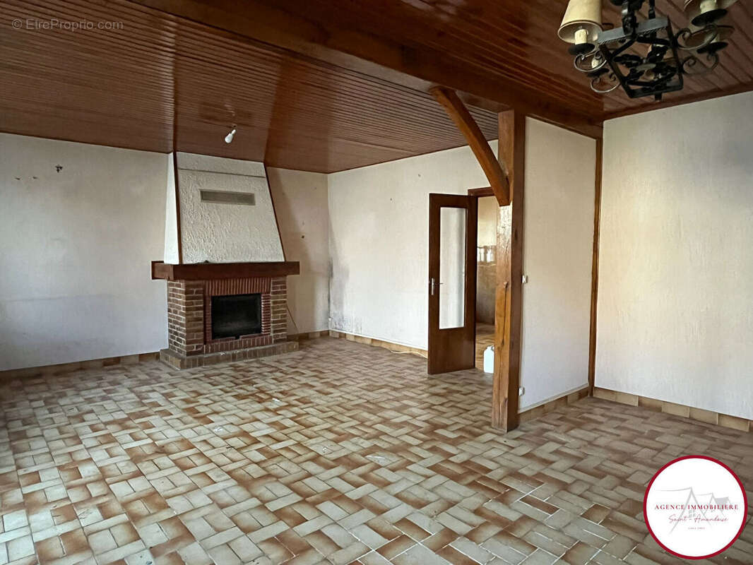 Maison à SAGONNE