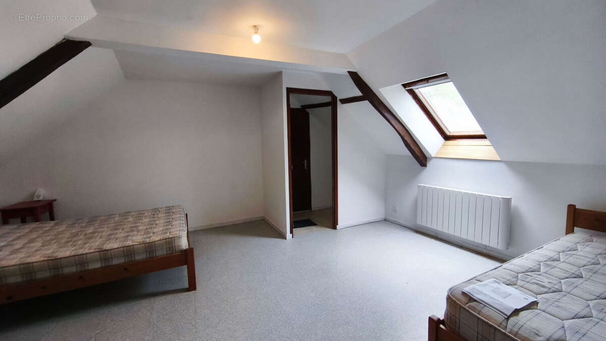 Maison à SEGLIEN