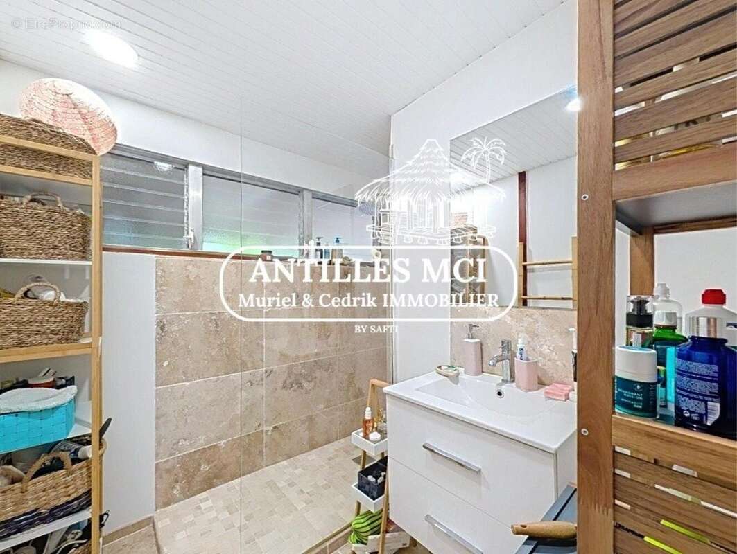 Photo 6 - Maison à RIVIERE-SALEE