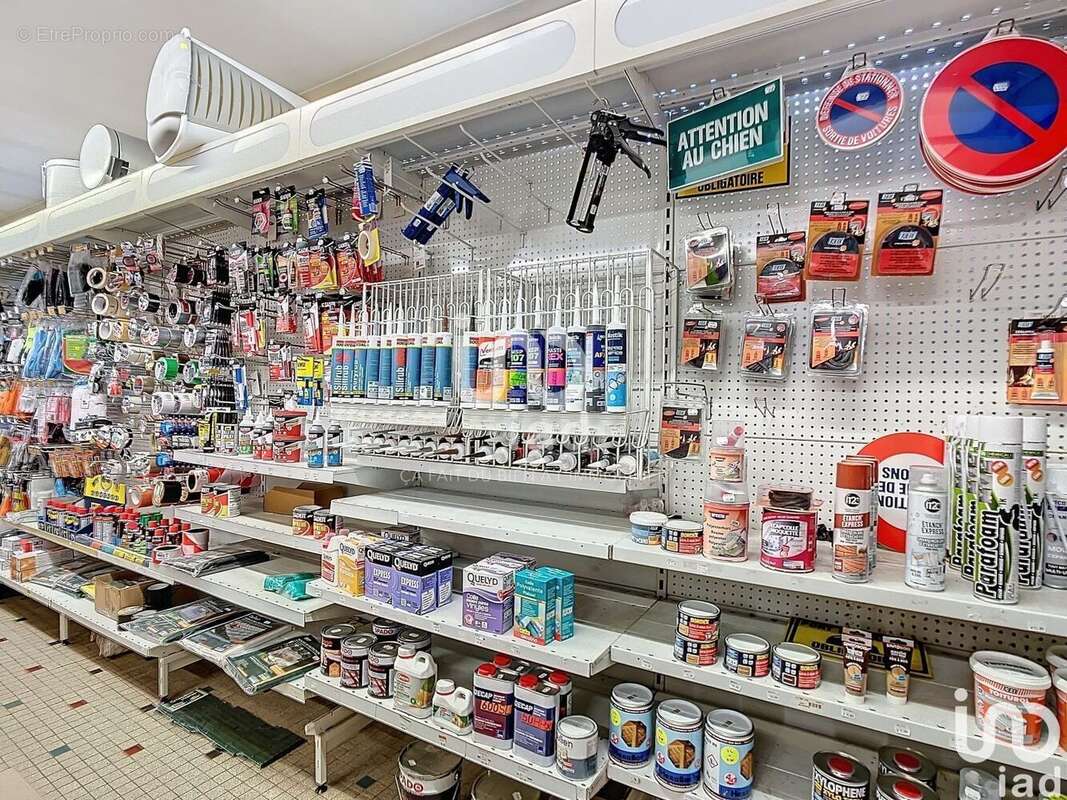 Photo 7 - Commerce à CAYLUS