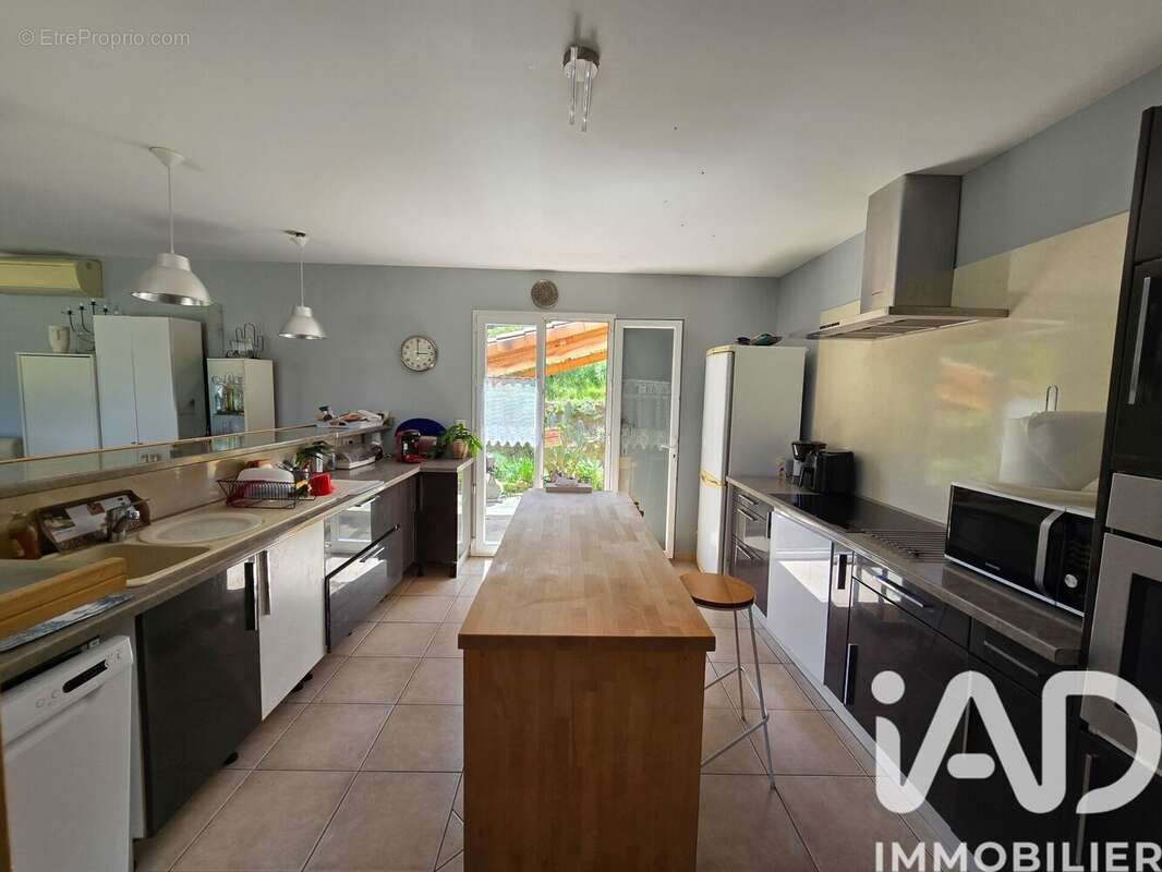 Maison 150 m² à Embres-Et-Castelmaure  - photo 5
