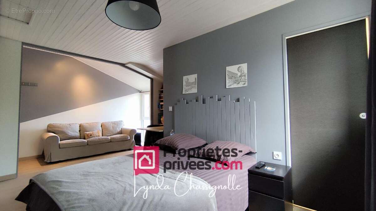 Maison à Vougy - Entièrement rénovée - 5 chambres - photo 11