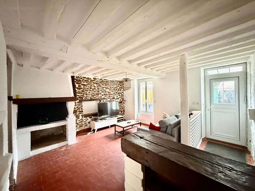 Maison à NANTEUIL-LES-MEAUX