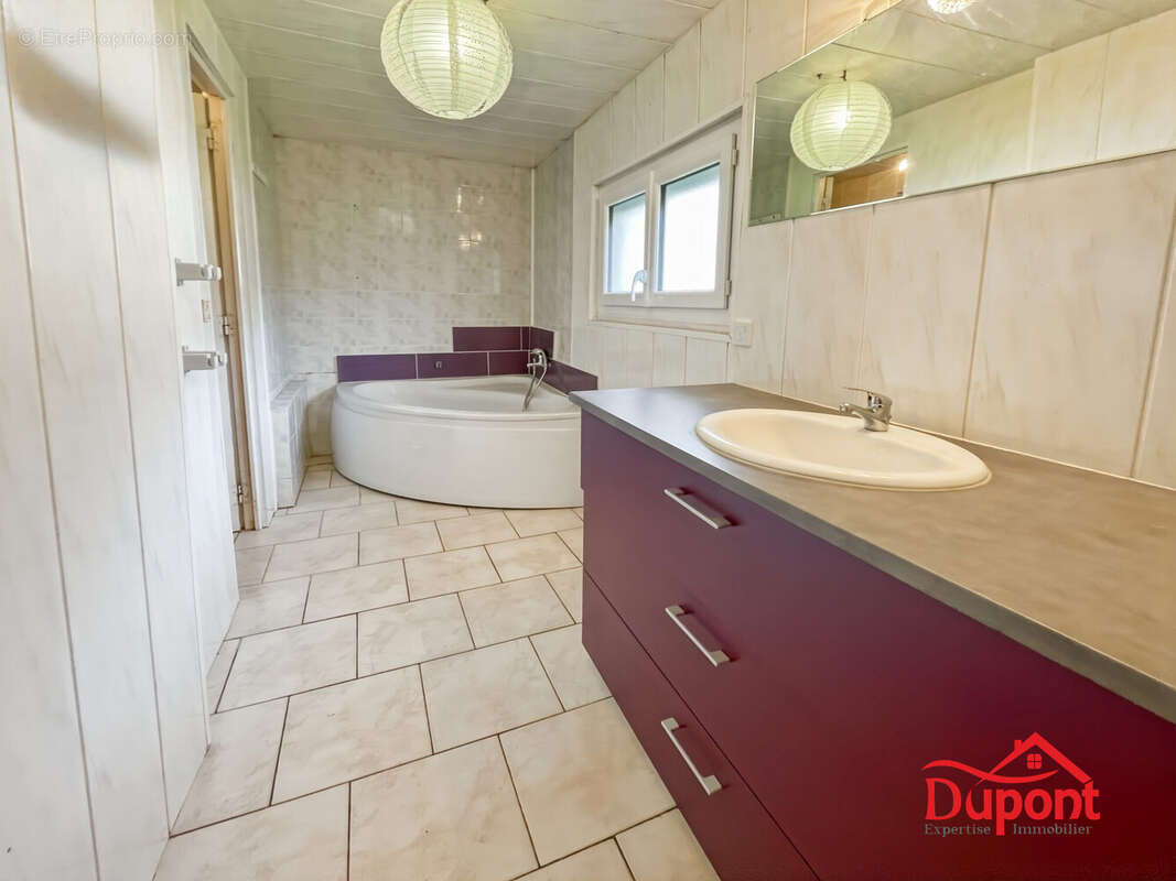 Maison à LA FERTE-GAUCHER