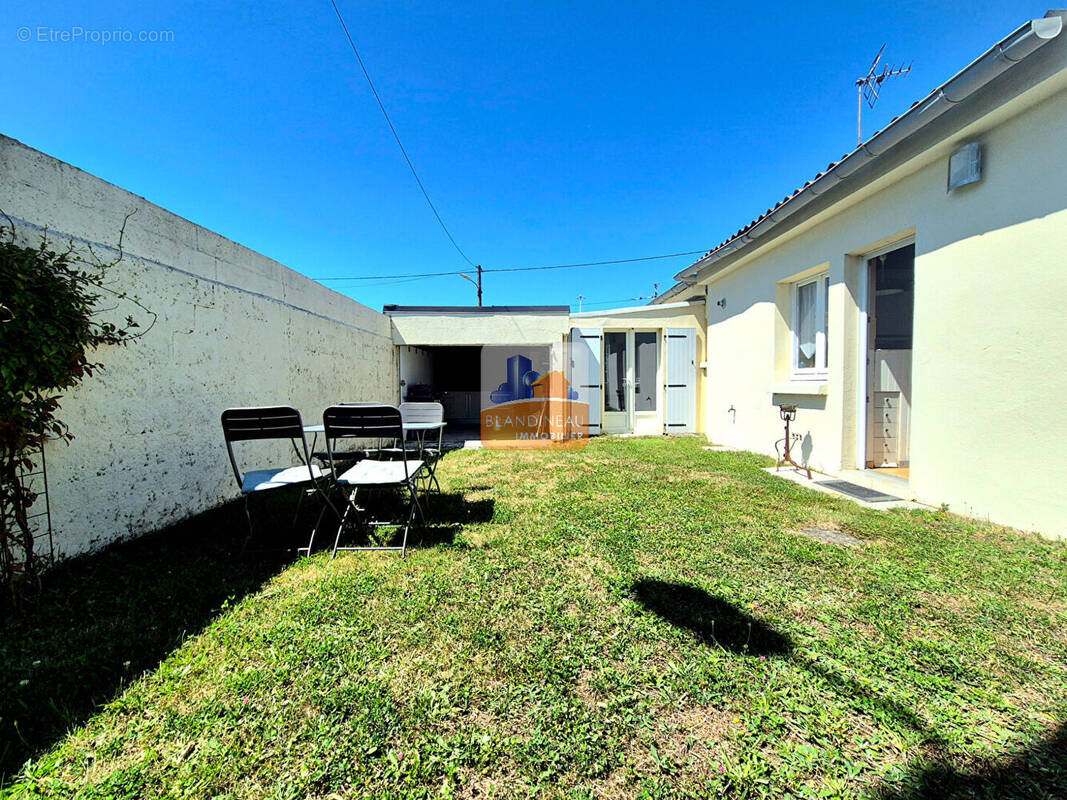 Maison à BOUGUENAIS
