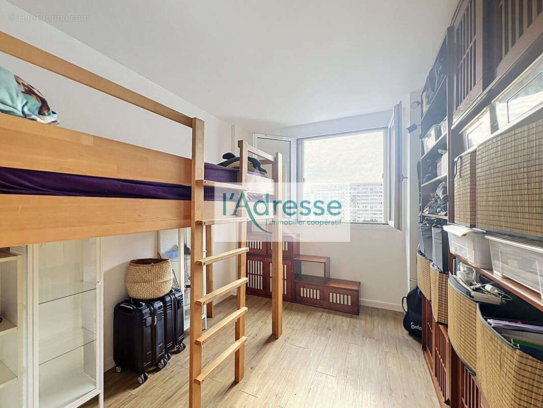 Appartement à PARIS-12E