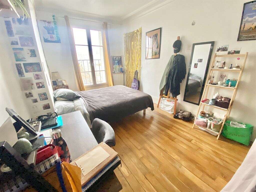 Appartement à PARIS-11E