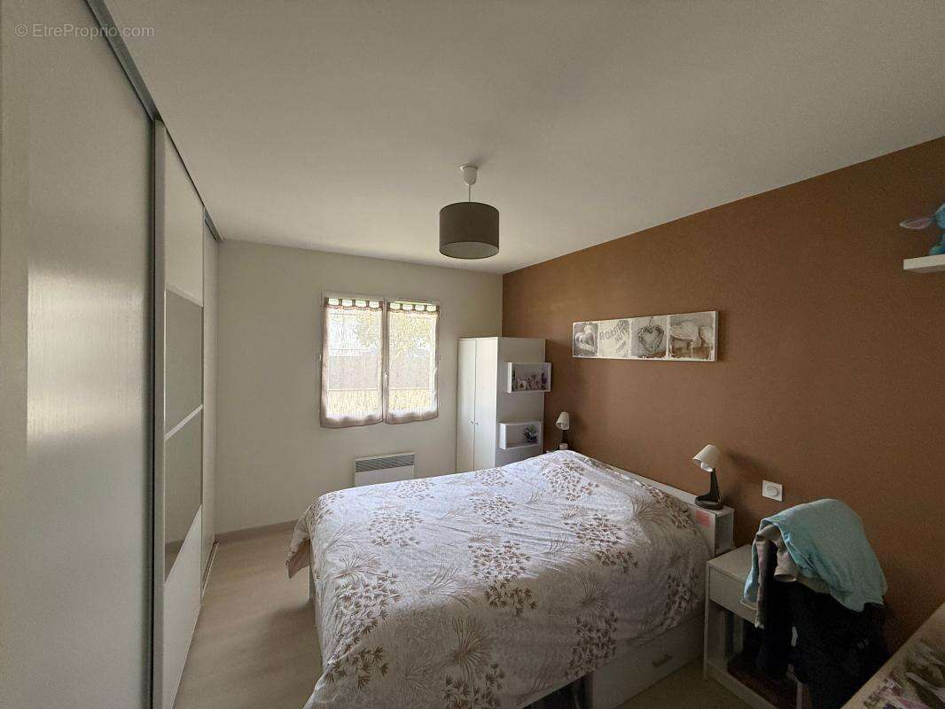 Maison à LA LANDE-DE-FRONSAC