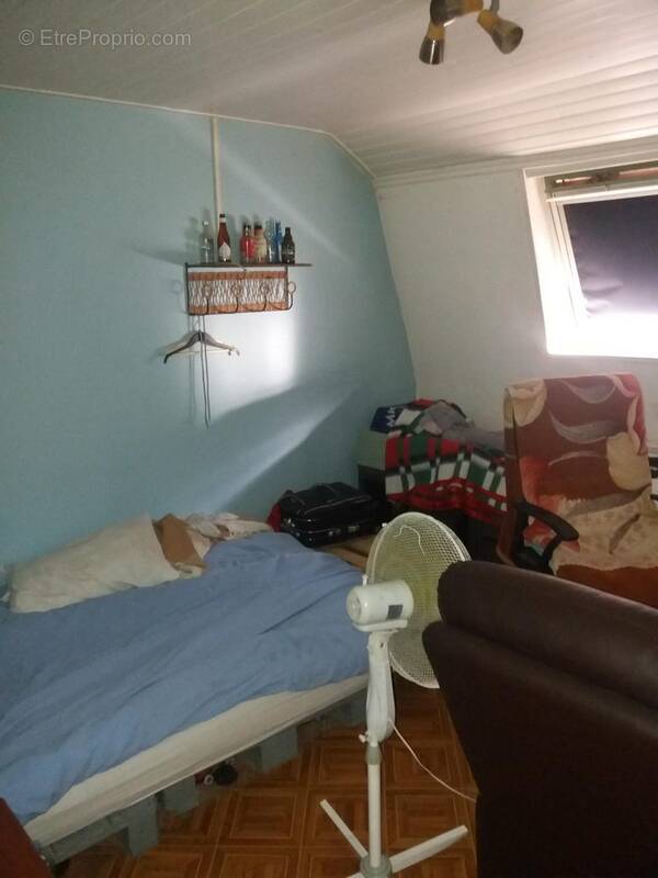 chambre au 2e - Maison à ROUBAIX