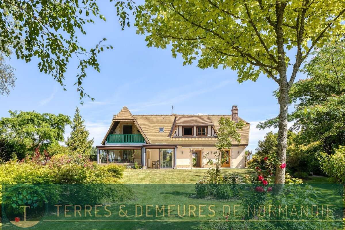 Maison familiale de style normand  218 m², parc arboré, verger et pâture  Proche de Rouen. - photo 2