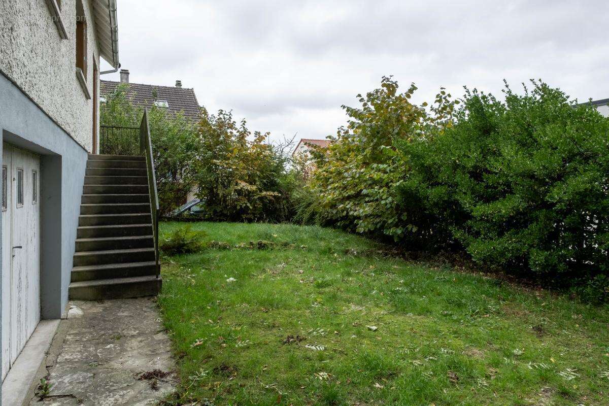 Maison à RIS-ORANGIS