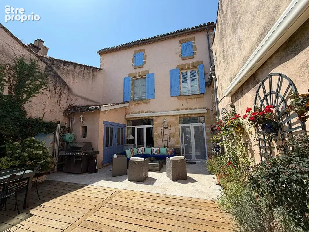 Grande maison de village avec cour au coeur de Monpazier - photo 9